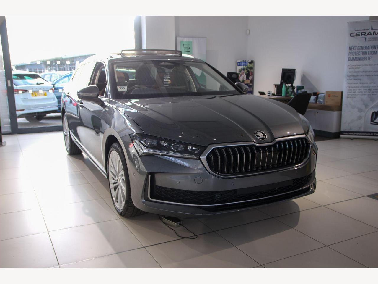 Skoda Superb 2.0 TDI Laurin & Klement DSG 4WD Euro 6 (s/s) 5dr